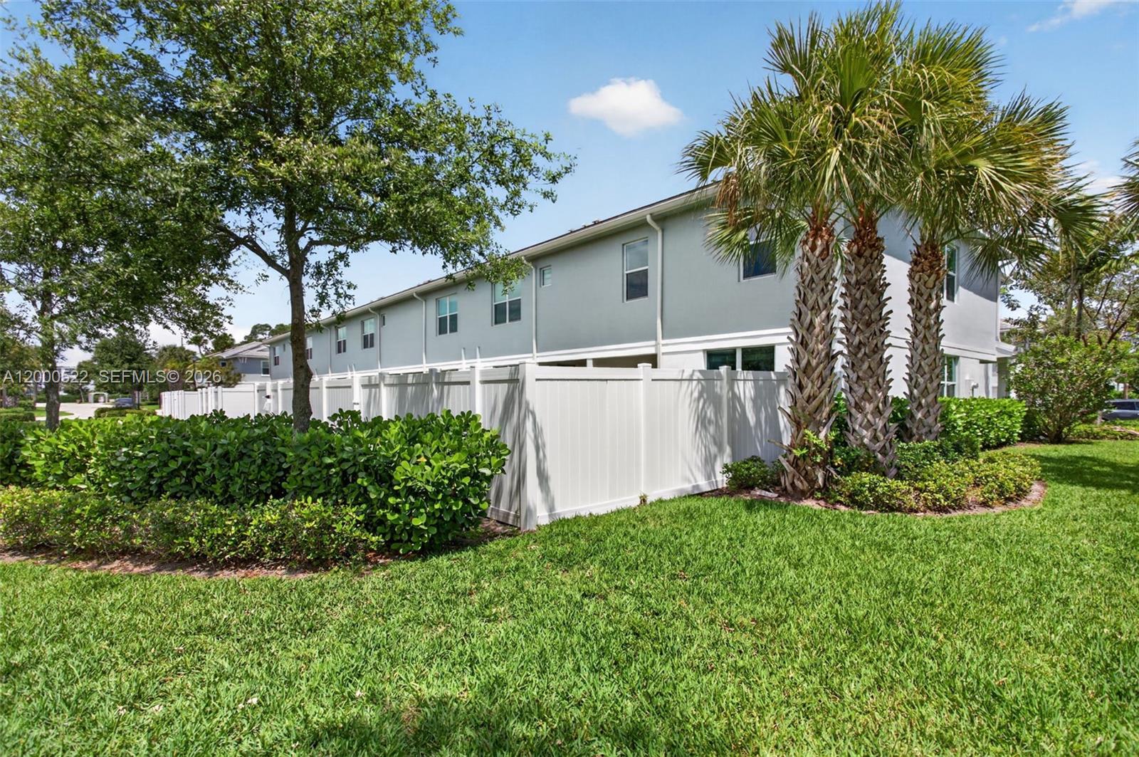 DEERFIELD CROSSING - Residential