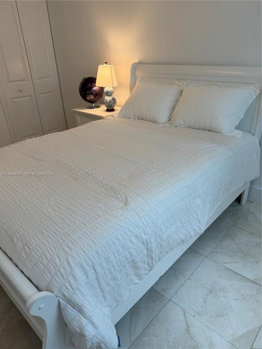 THE SAIL CONDO - Residential