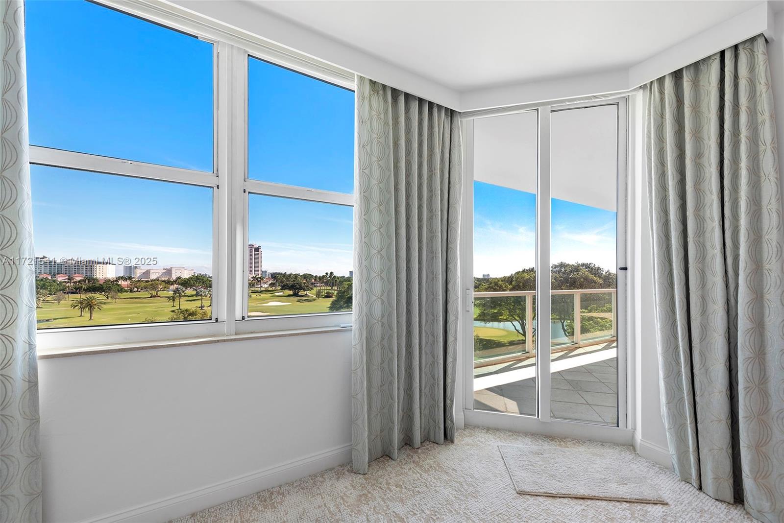 TOWNSEND PLACE CONDO - Residential