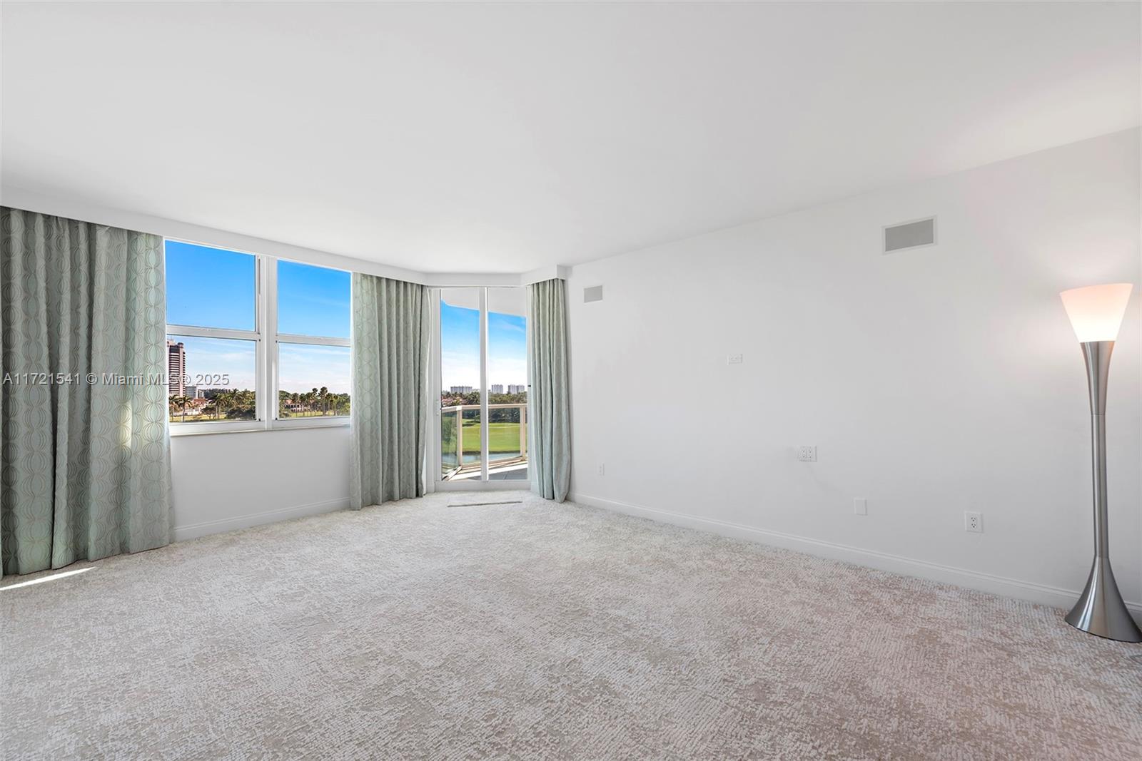 TOWNSEND PLACE CONDO - Residential