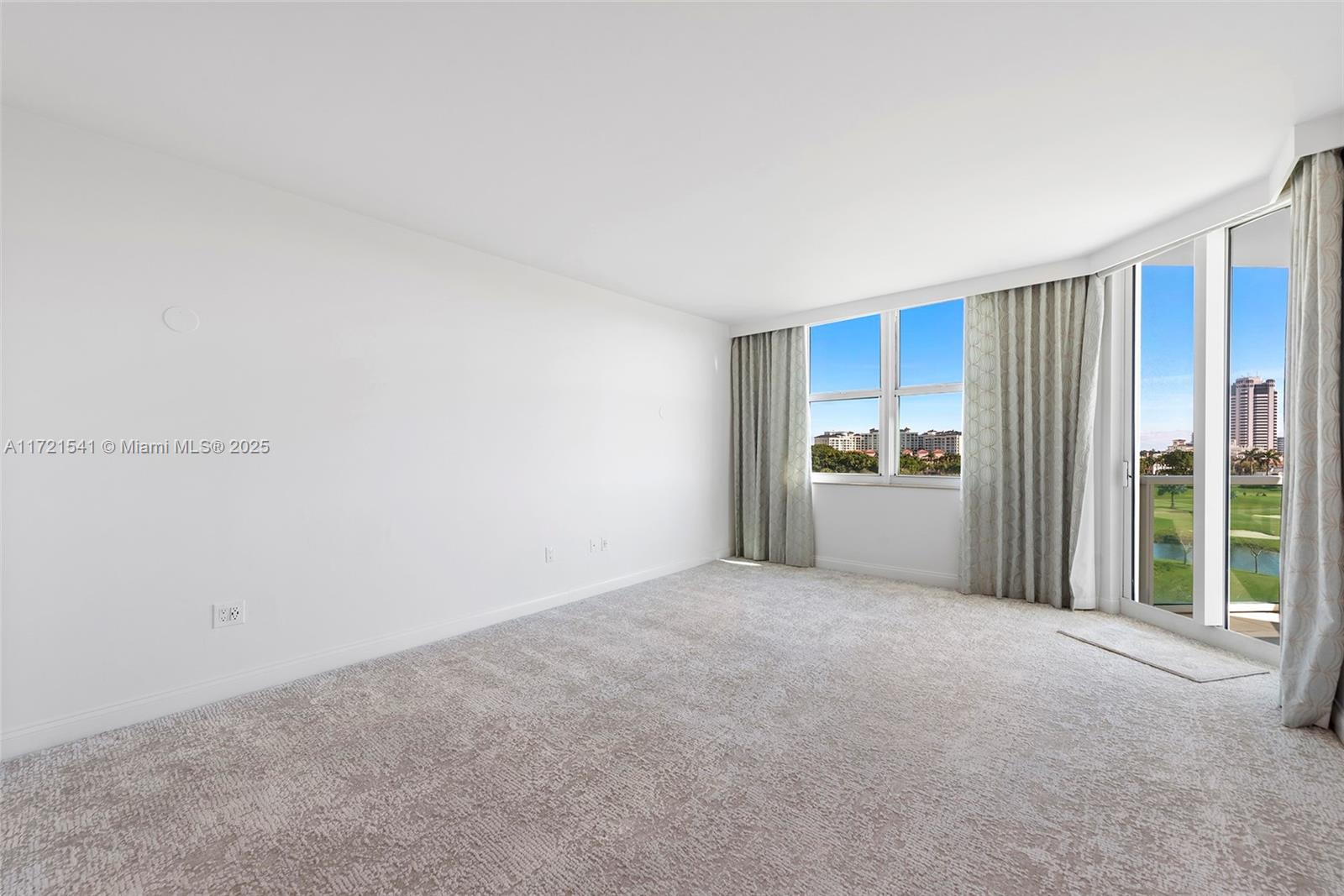 TOWNSEND PLACE CONDO - Residential