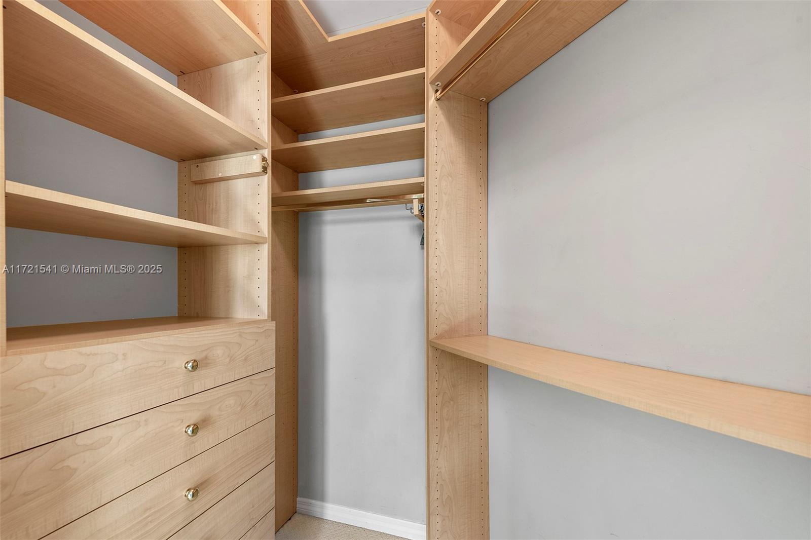 TOWNSEND PLACE CONDO - Residential