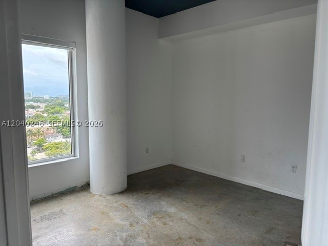 10 SW South River Dr 1109