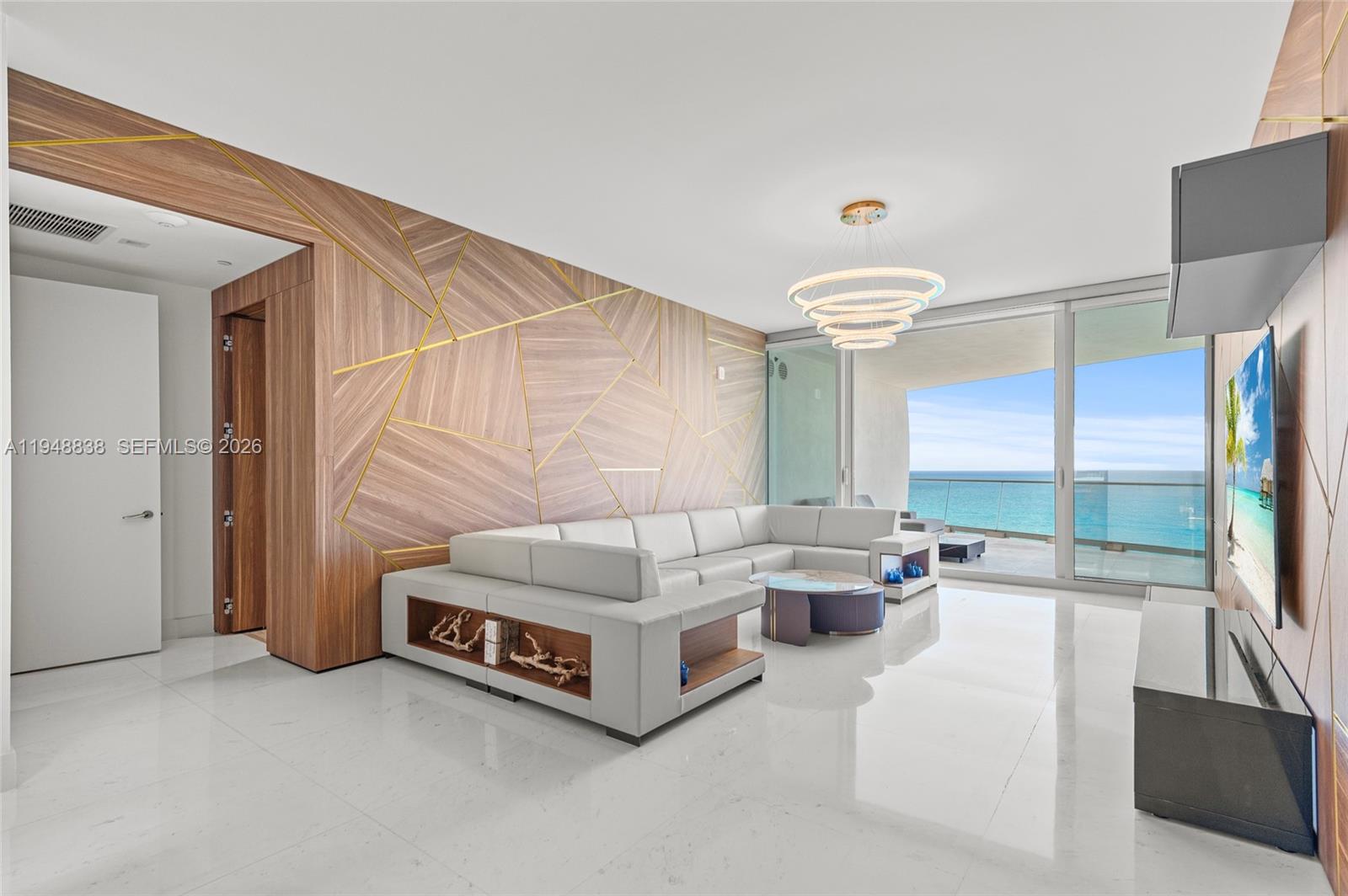 JADE SIGNATURE CONDO - Residential