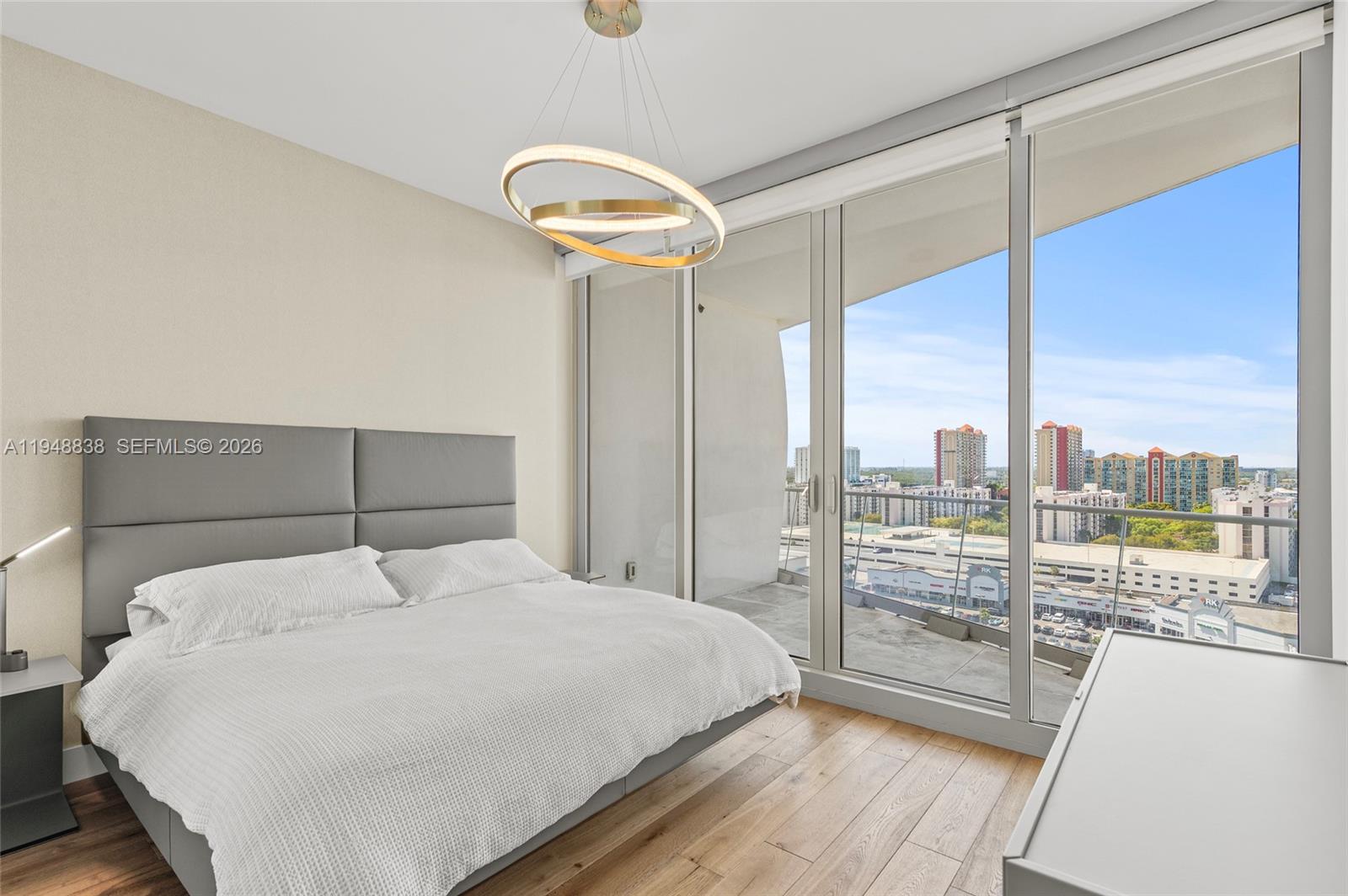 JADE SIGNATURE CONDO - Residential