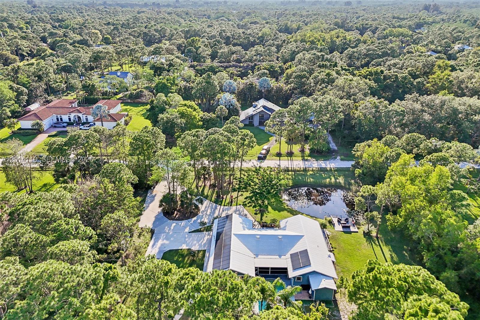 PALM BEACH COUNTRY ESTATE - Residential