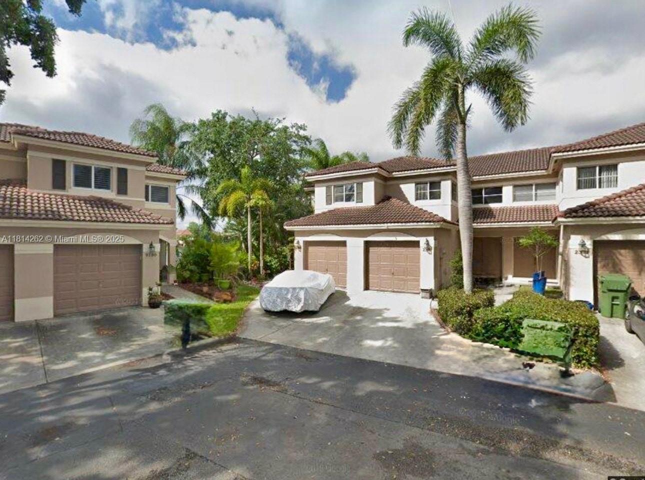 2388 Nw 97th Way, Pembroke Pines, Miami-Dade County, Florida - 3 Bedrooms  
3 Bathrooms - 