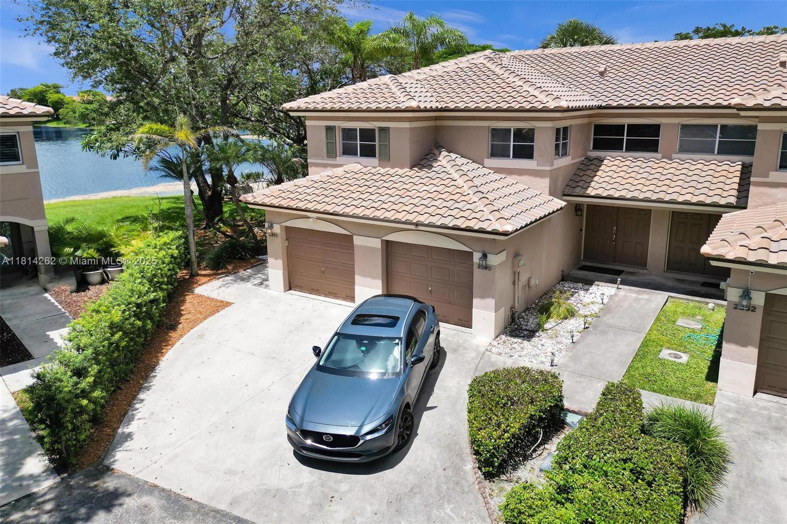 2388 Nw 97th Way, Pembroke Pines, Miami-Dade County, Florida - 3 Bedrooms  
3 Bathrooms - 