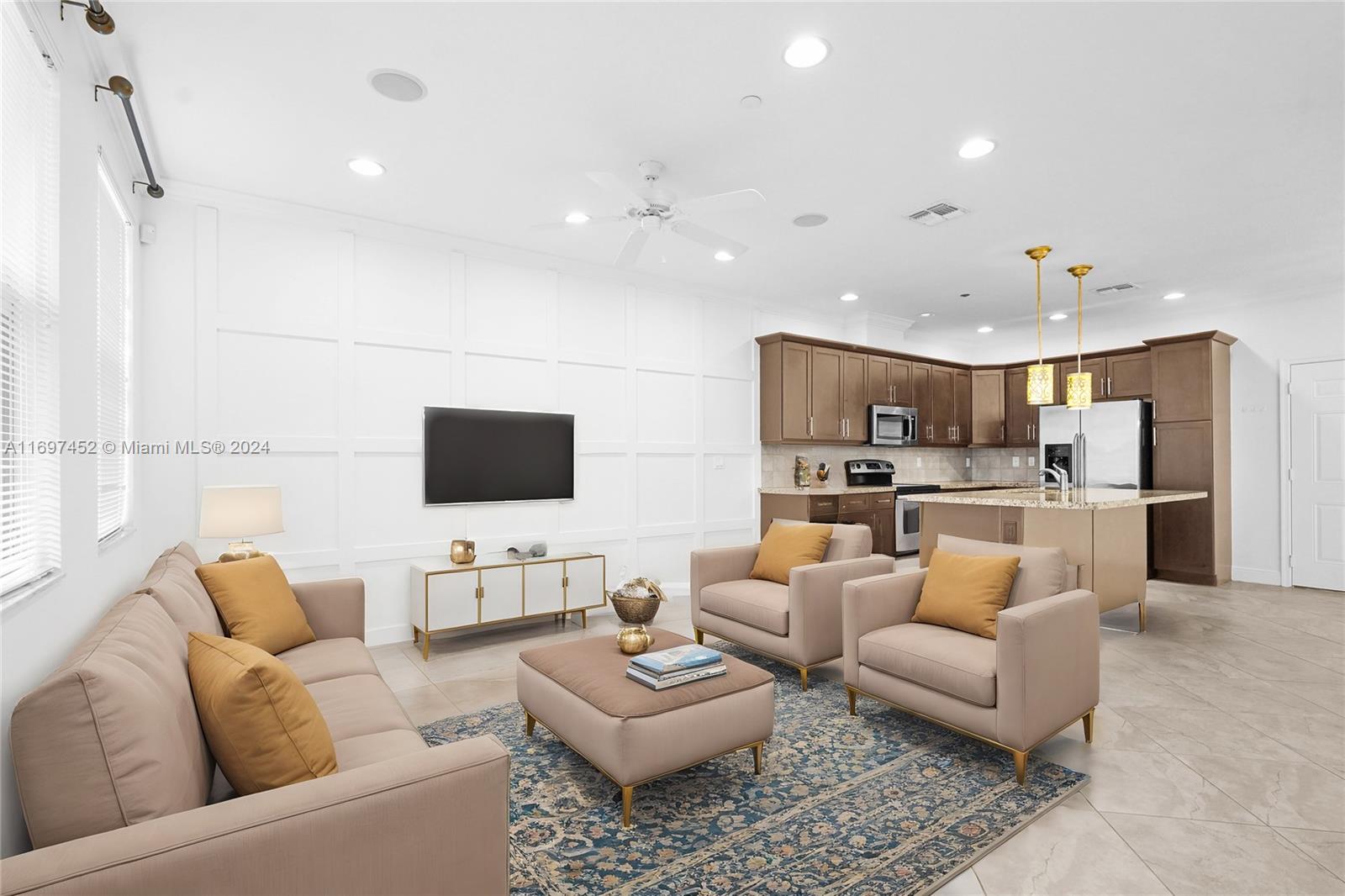 4005 Cascada Cir