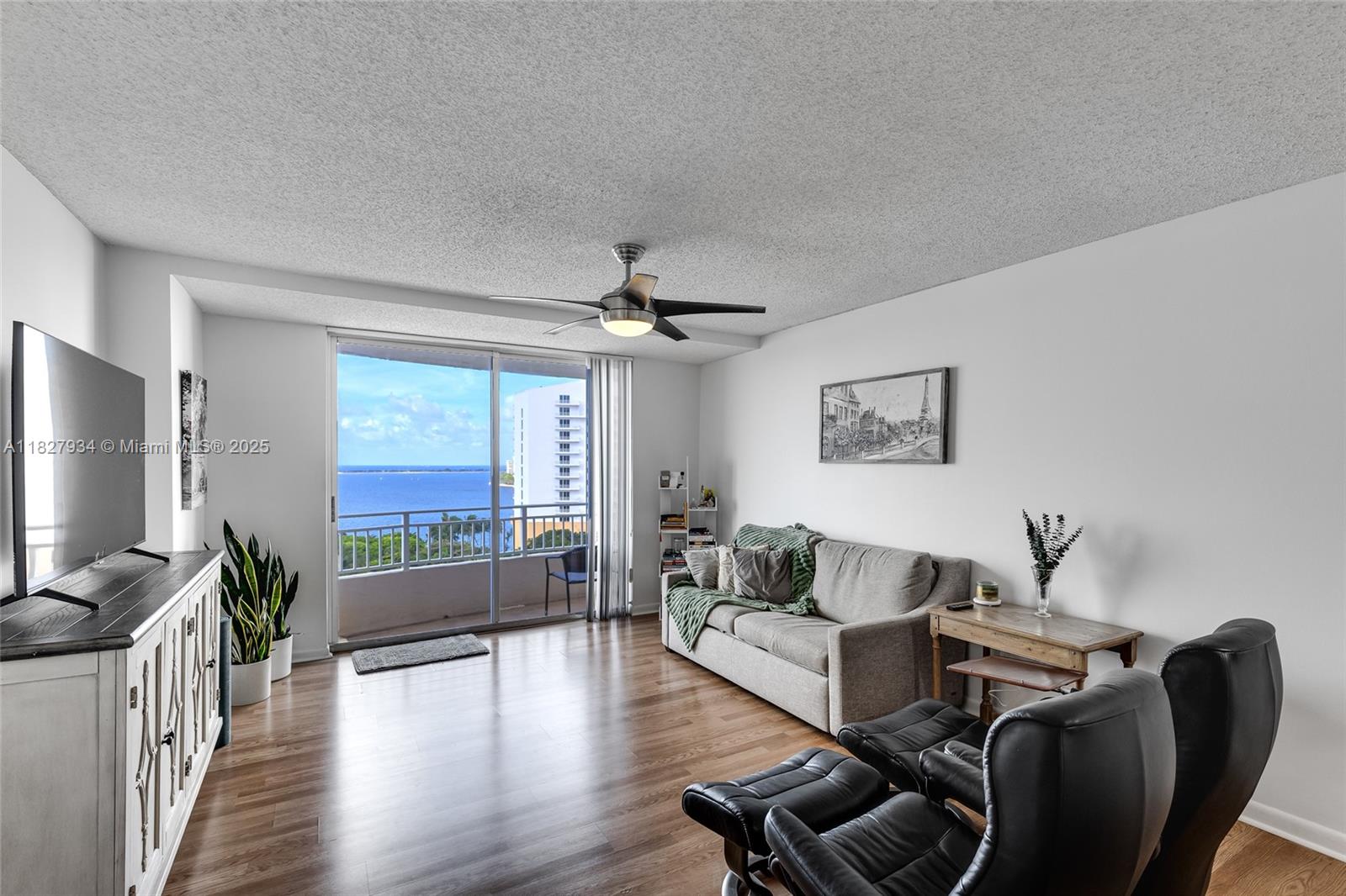 770 Claughton Island Dr 1210