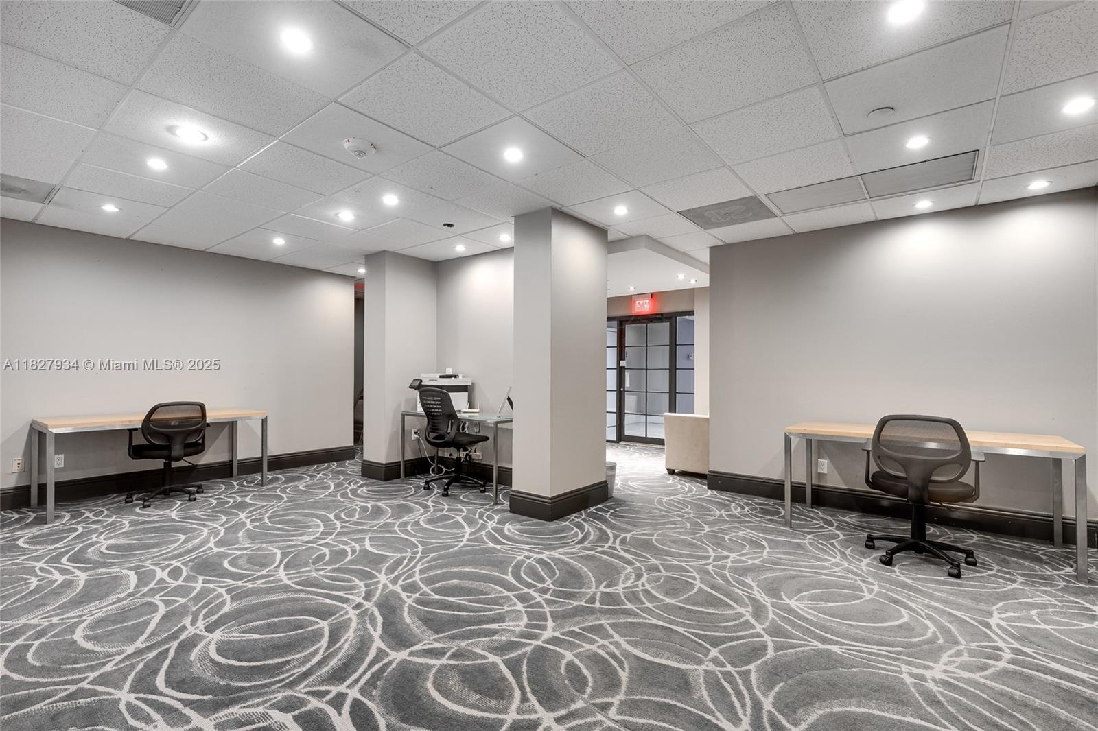 ISOLA CONDO - Residential