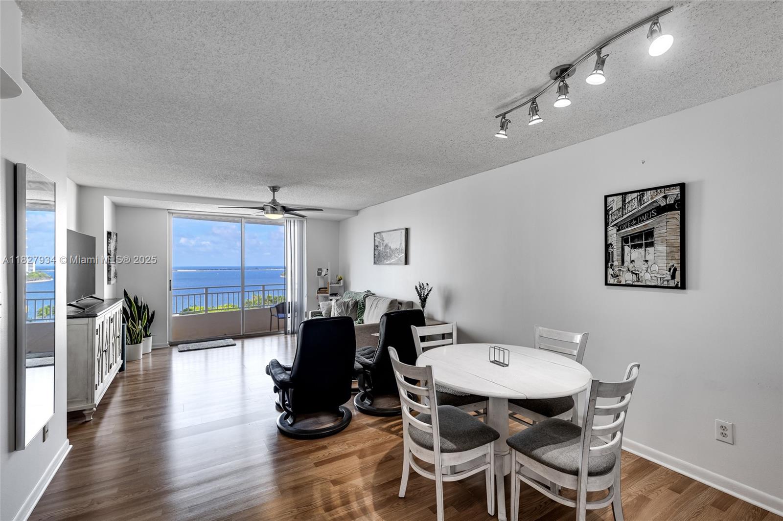 Enjoy spectacular bay views from this beautifully renovated 1-bedroom condo on exclusive Brickell Key. This modern residence features an open-concept kitchen ideal for entertaining and stylish finishes throughout. Live the resort lifestyle with newly updated amenities, including a state-of-the-art fitness center, pool, spa, BBQ areas, pickleball/tennis courts, mini-golf, and convenience store. The building also offers a business center, clubroom, bicycle storage, valet parking, and 24-hour concierge. One assigned parking space included. Unbeatable location just steps to Brickell and Downtown Miami’s top dining, shopping, and entertainment. A perfect blend of island tranquility and vibrant city living.