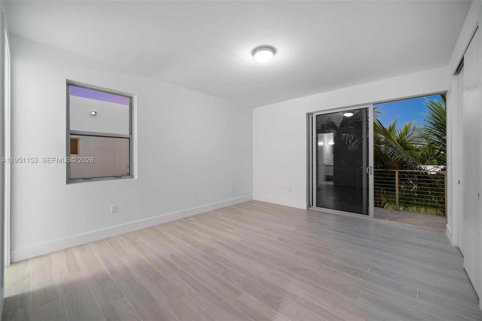 WESTON ESTATES - Residential