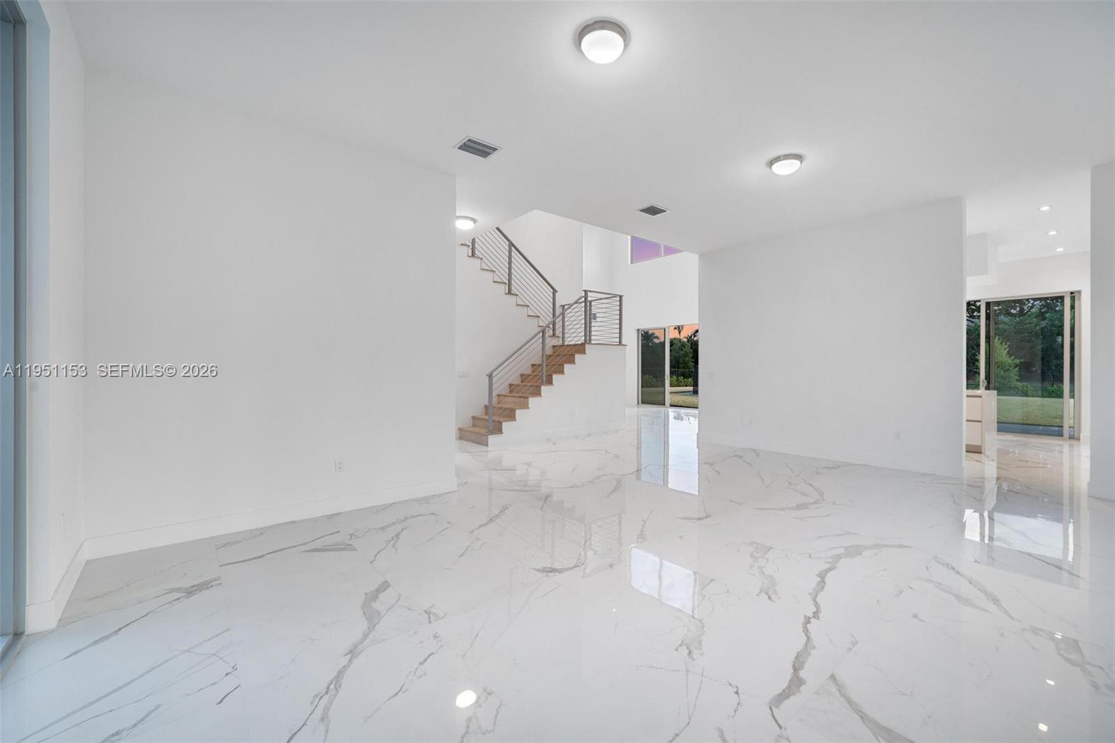 WESTON ESTATES - Residential