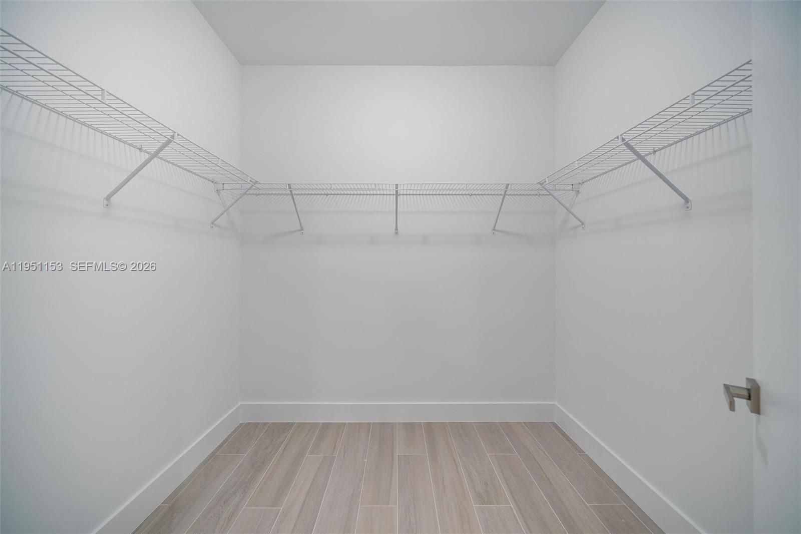 WESTON ESTATES - Residential