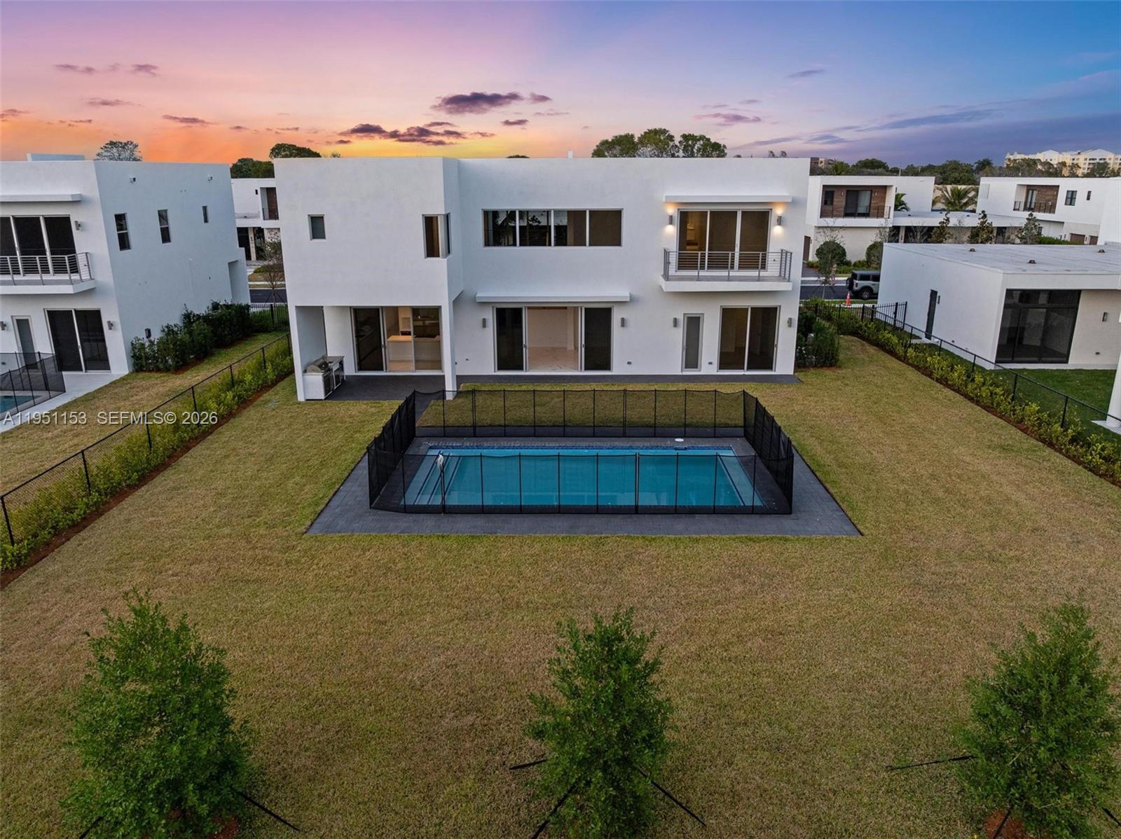 WESTON ESTATES - Residential