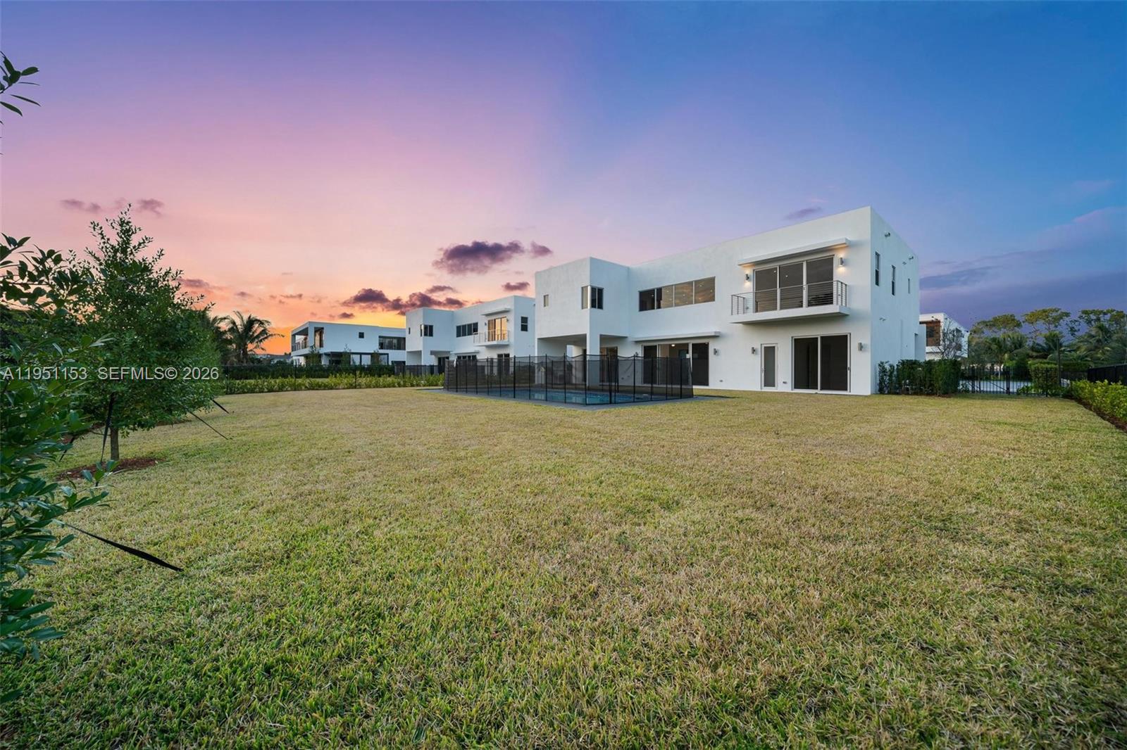 WESTON ESTATES - Residential