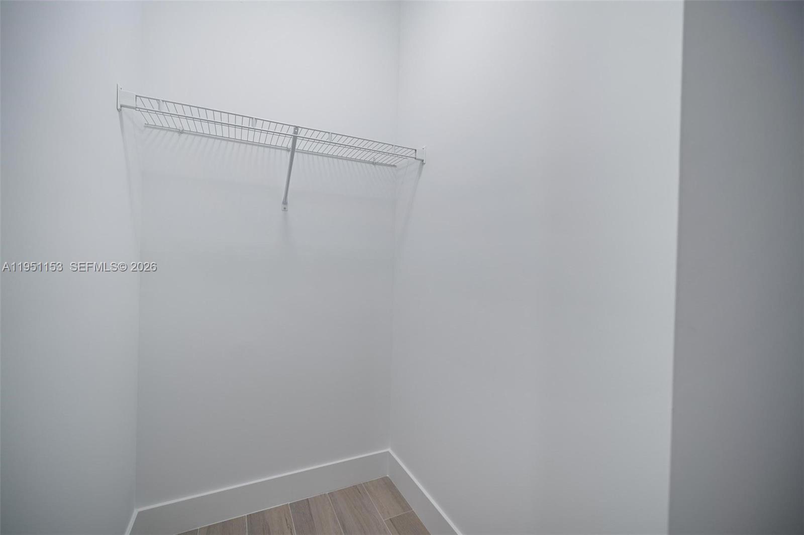 WESTON ESTATES - Residential