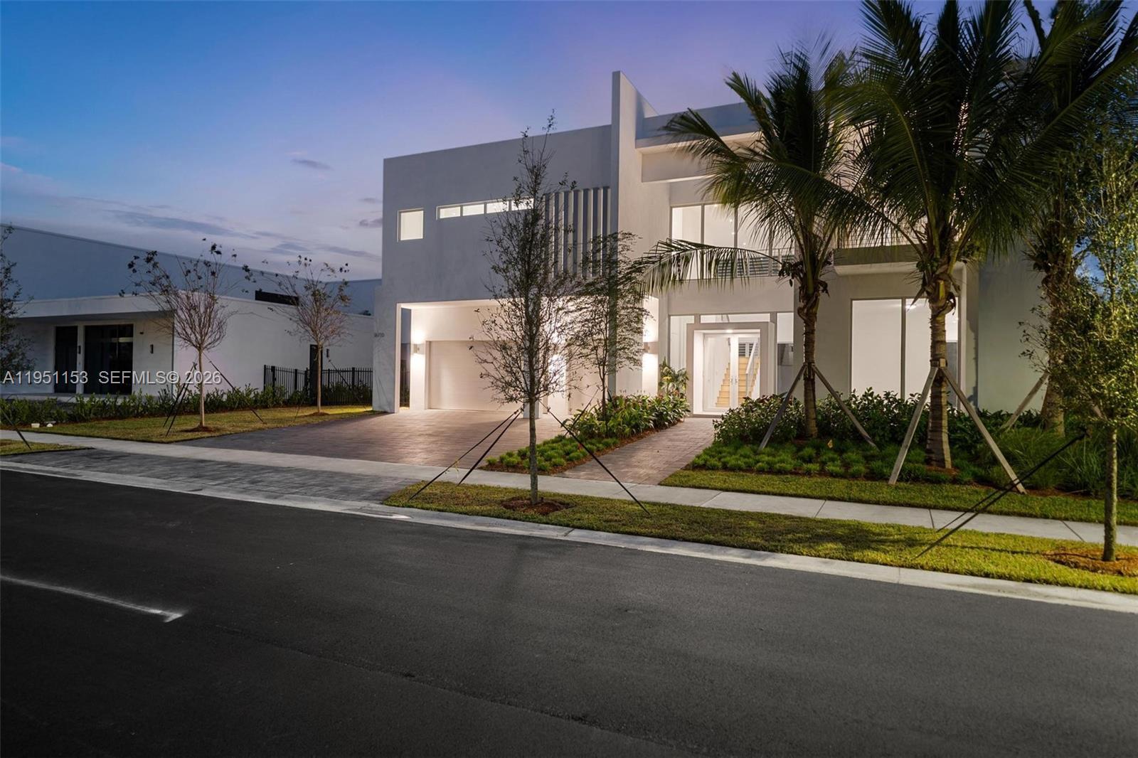 WESTON ESTATES - Residential