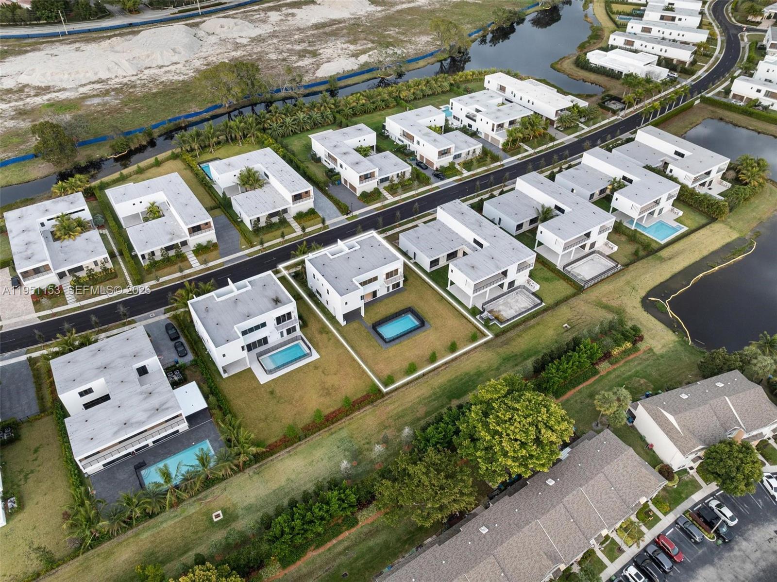 WESTON ESTATES - Residential