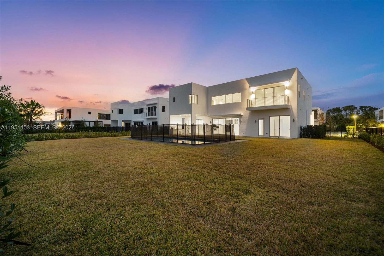 WESTON ESTATES - Residential