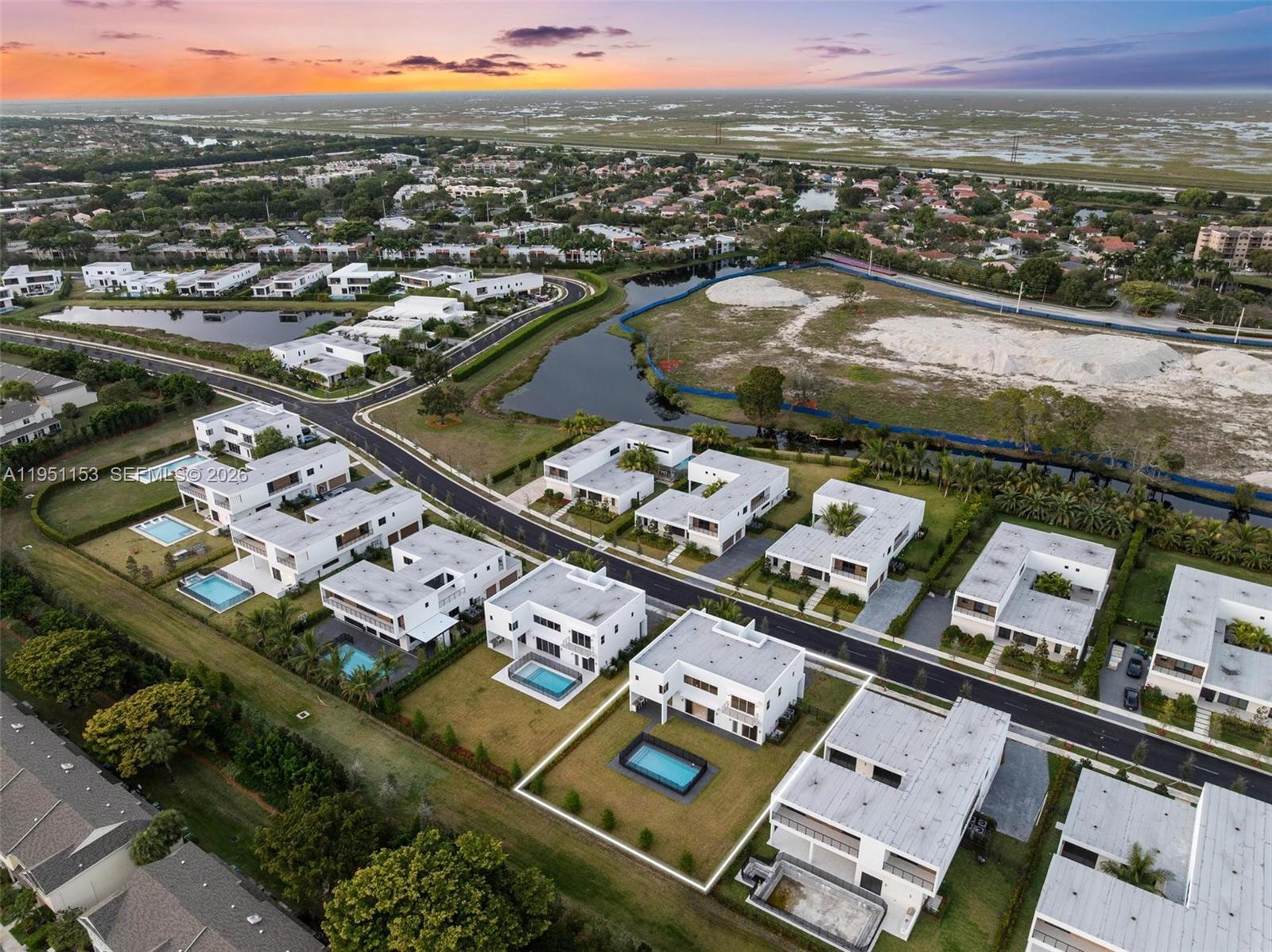 WESTON ESTATES - Residential