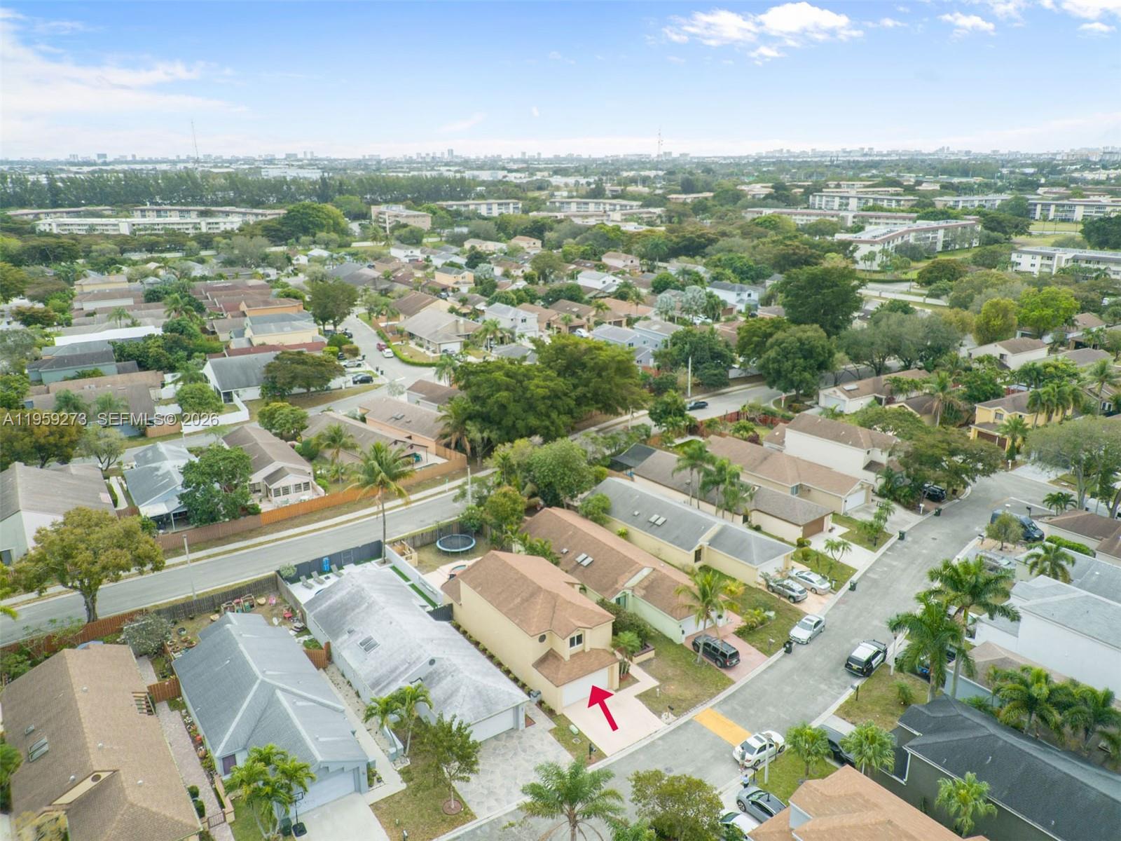 LAKEVIEW HOMES - Residential