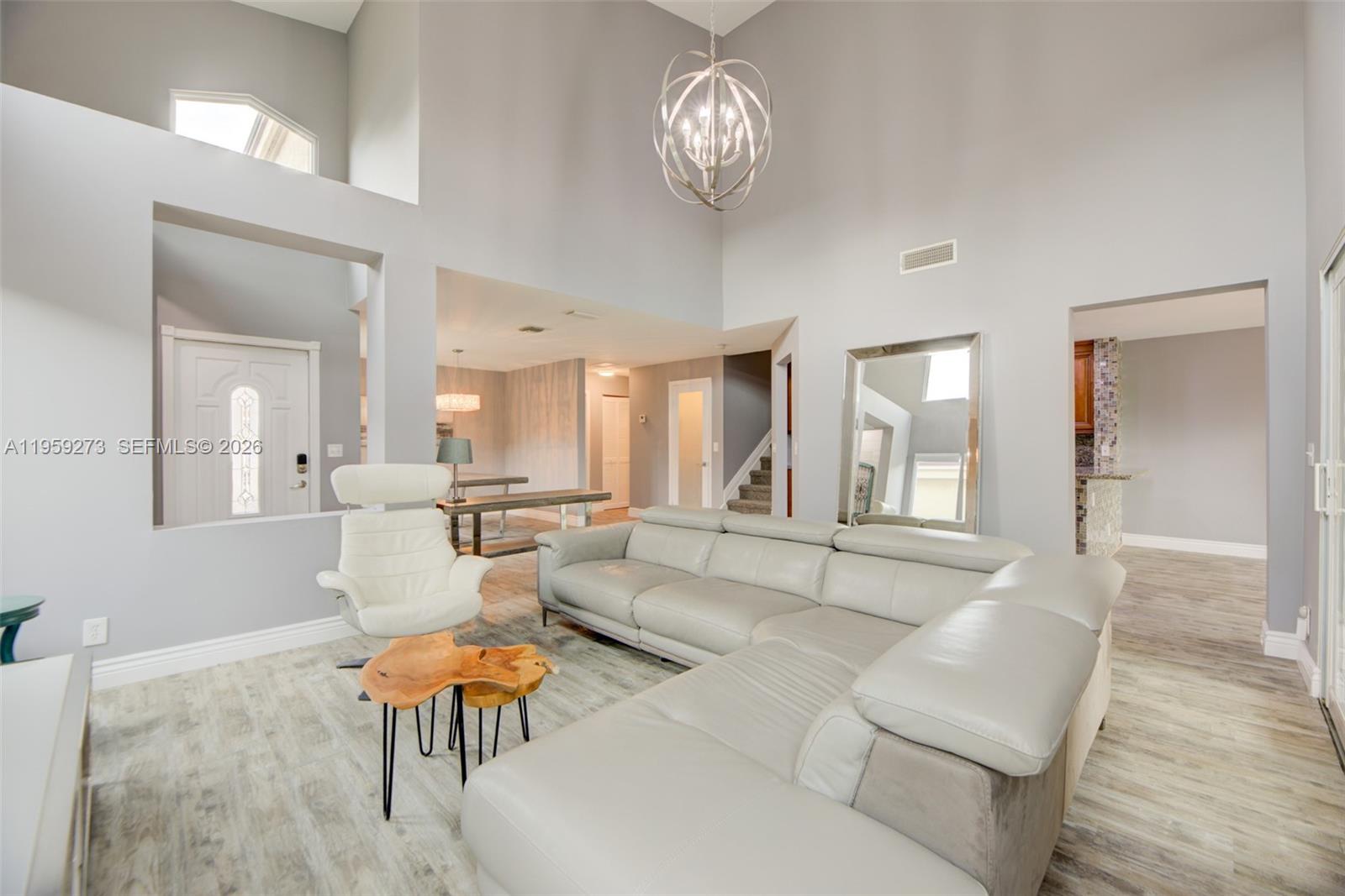 LAKEVIEW HOMES - Residential