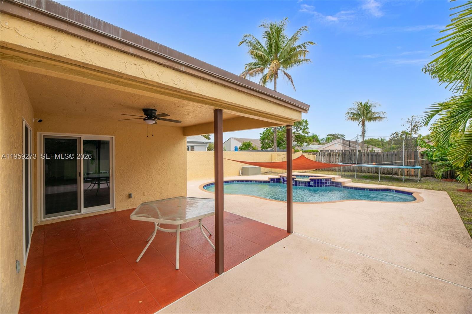 LAKEVIEW HOMES - Residential