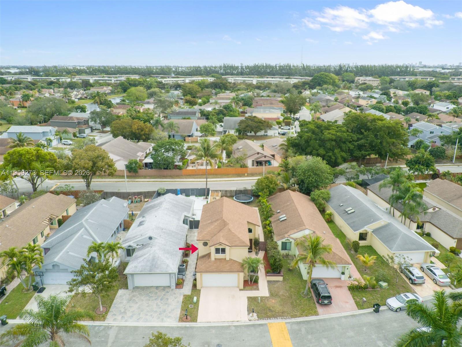 LAKEVIEW HOMES - Residential