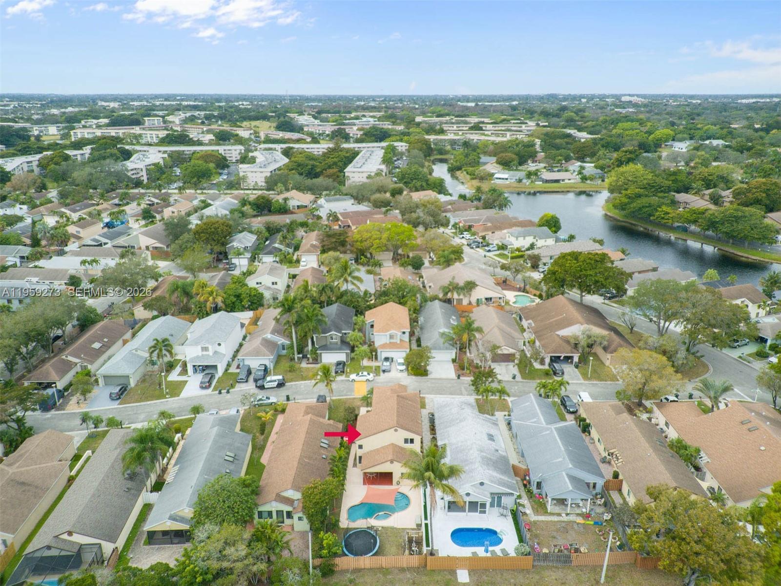 LAKEVIEW HOMES - Residential