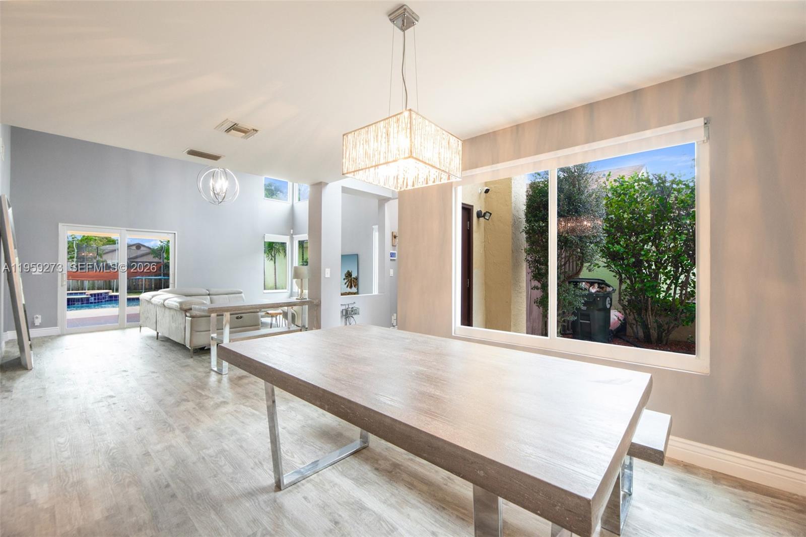 LAKEVIEW HOMES - Residential