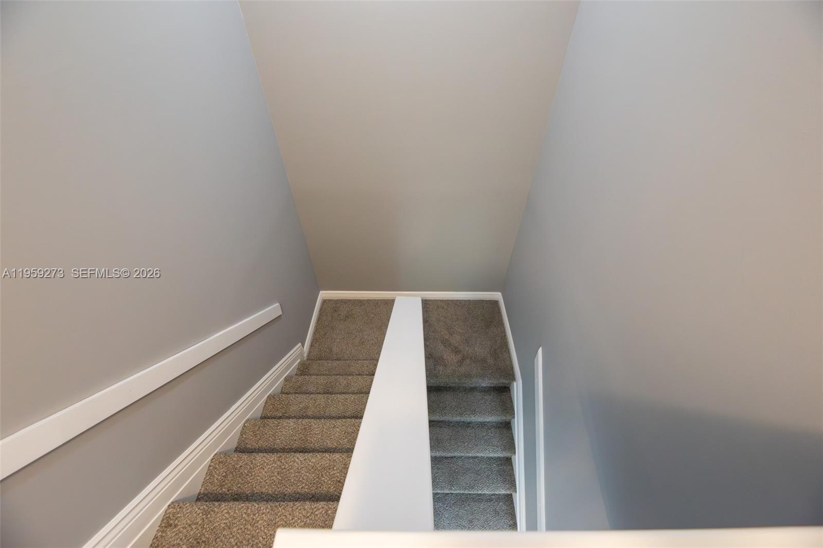 LAKEVIEW HOMES - Residential