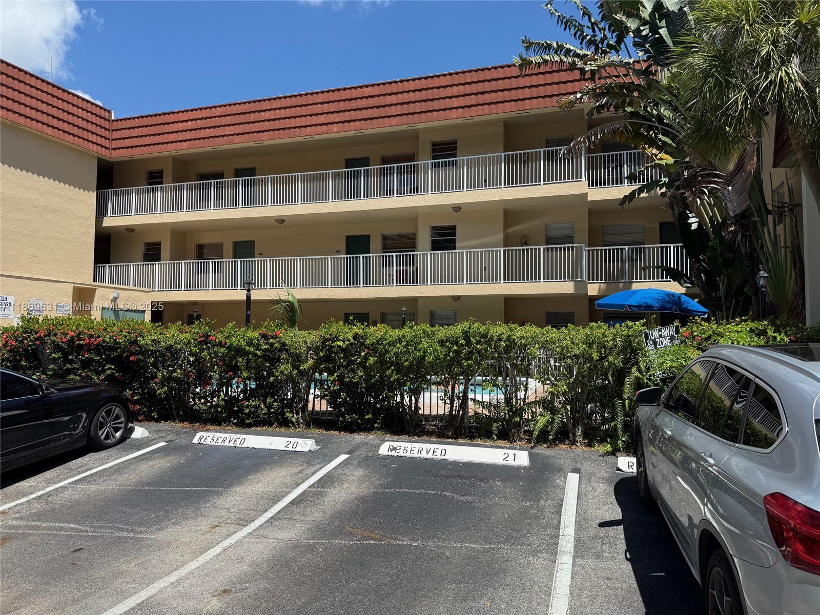 MOFFETT PLACE CONDO - Residential Lease