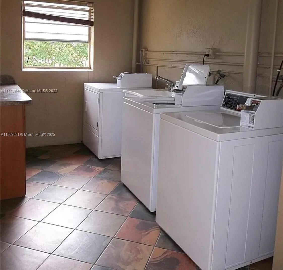 MOFFETT PLACE CONDO - Residential Lease