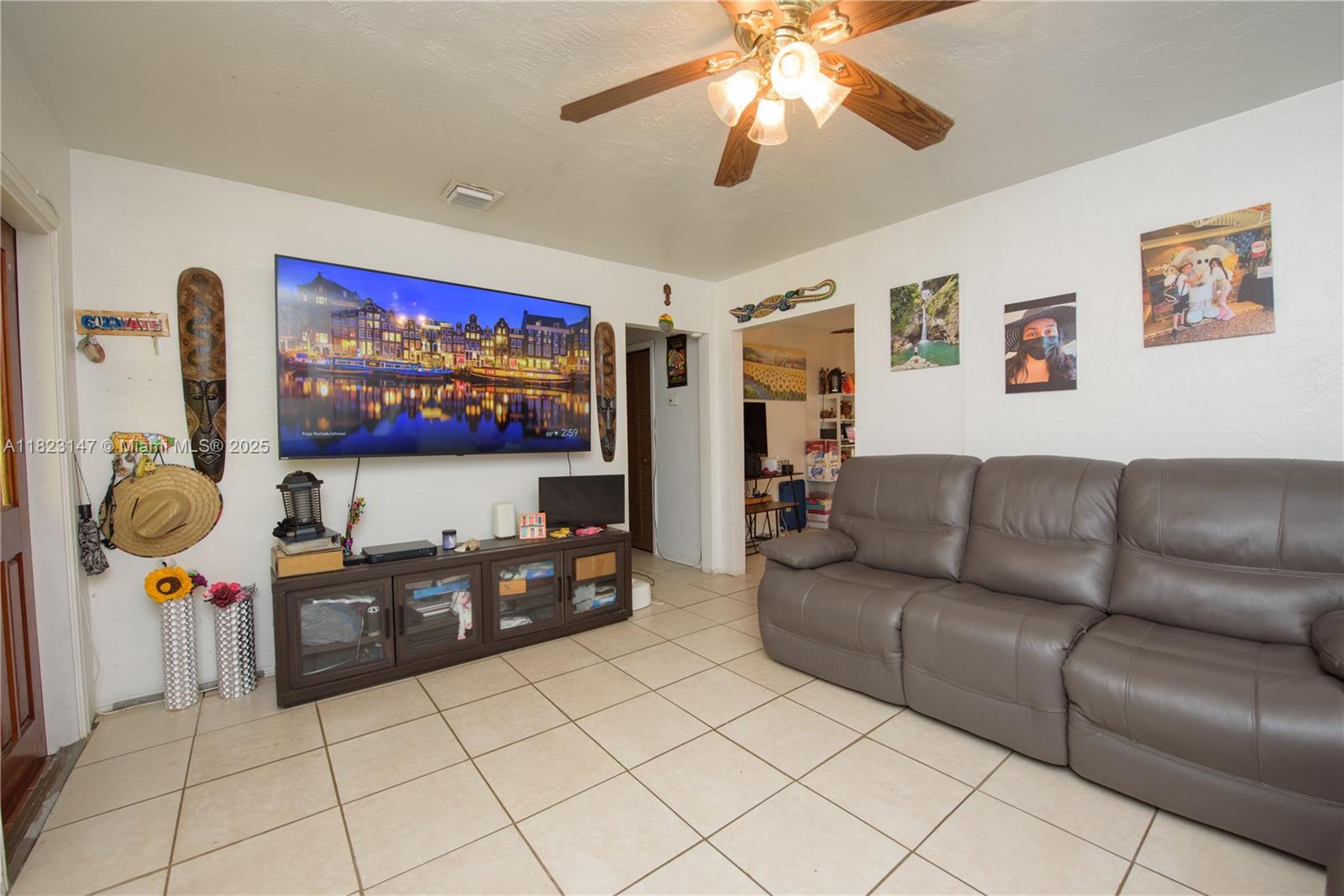 search properties 2 926 NW 3rd Ave