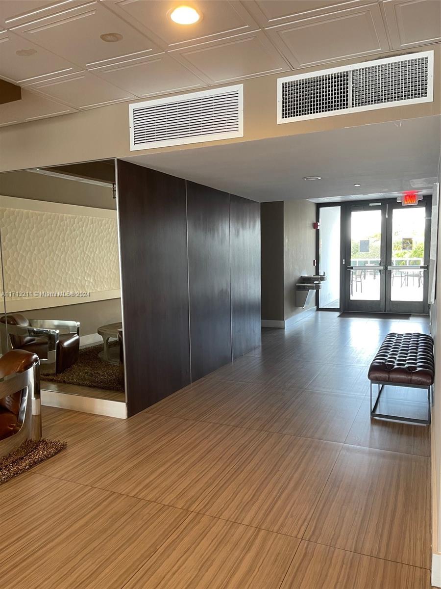 AVENTURA-EL DORADO CONDO - Residential