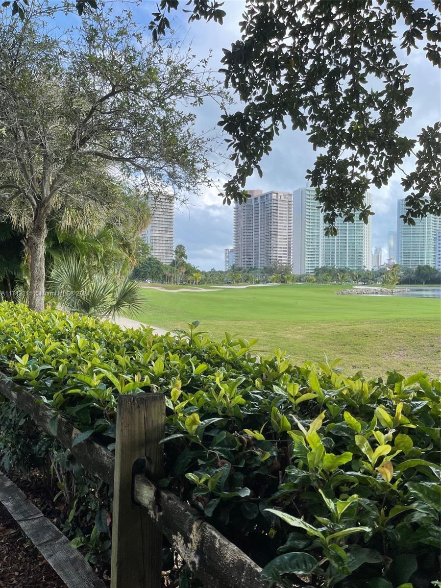 AVENTURA-EL DORADO CONDO - Residential