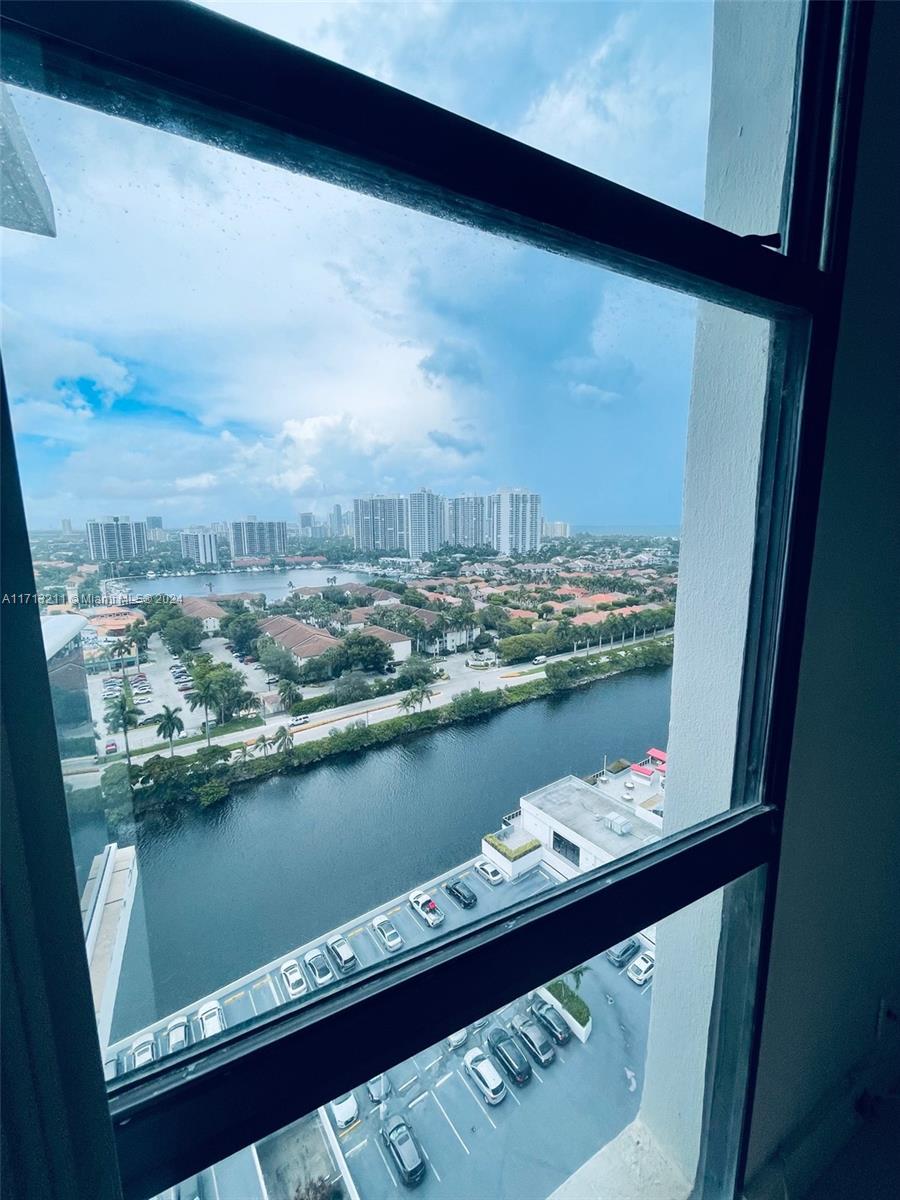 AVENTURA-EL DORADO CONDO - Residential