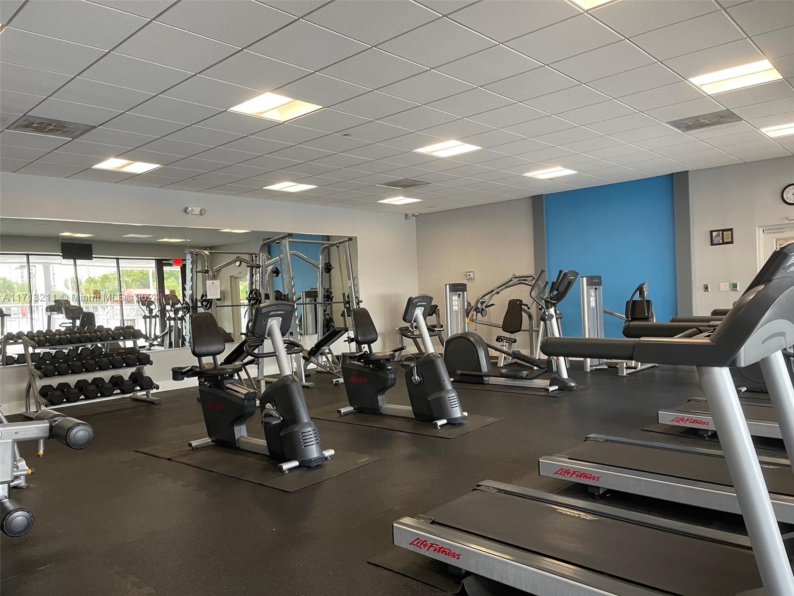 AVENTURA-EL DORADO CONDO - Residential