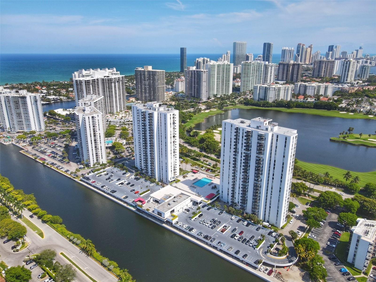 3625 N Country Club Dr 2010, Aventura, Miami-Dade County, Florida - 2 Bedrooms  
2 Bathrooms - 