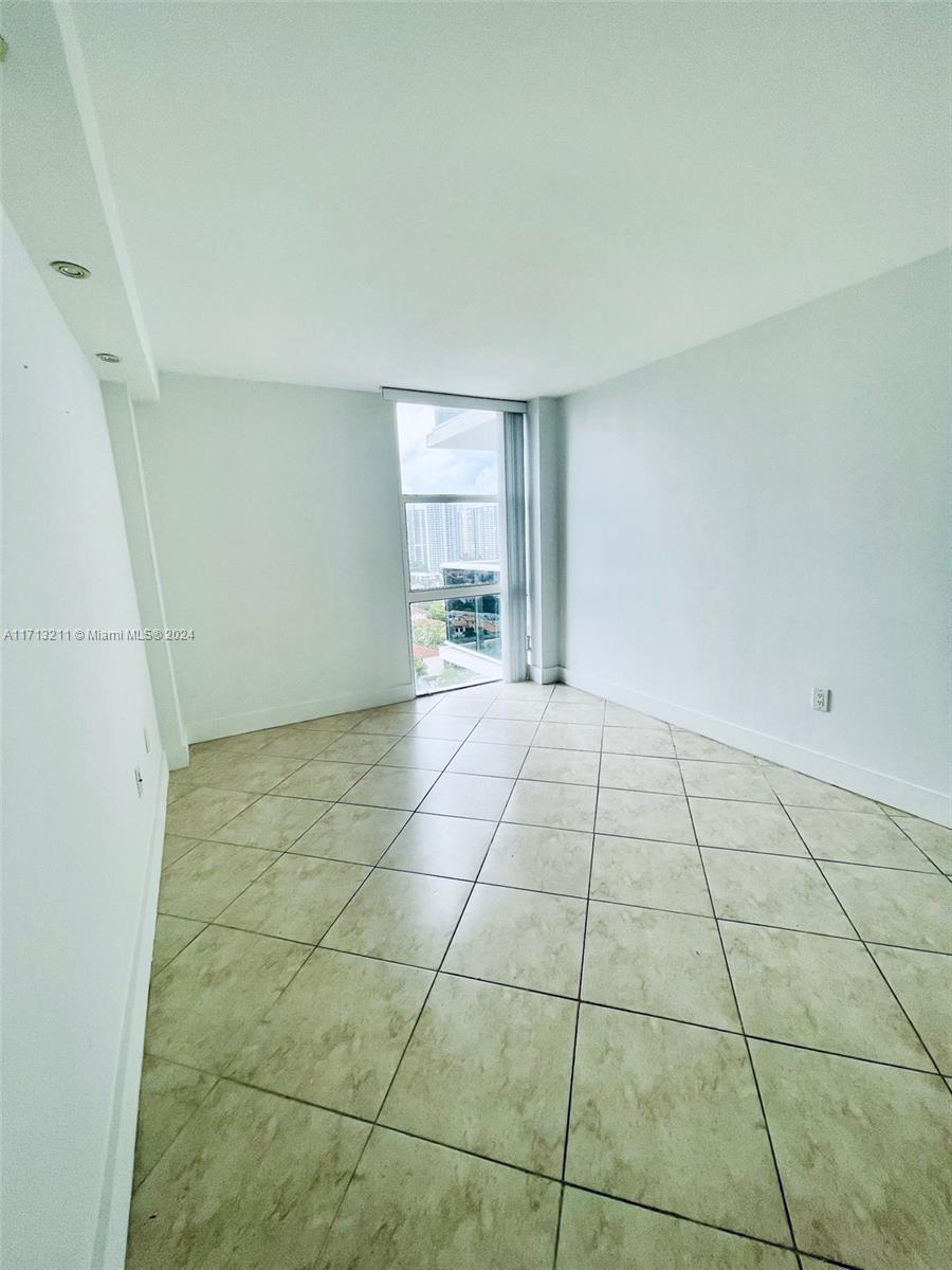 AVENTURA-EL DORADO CONDO - Residential