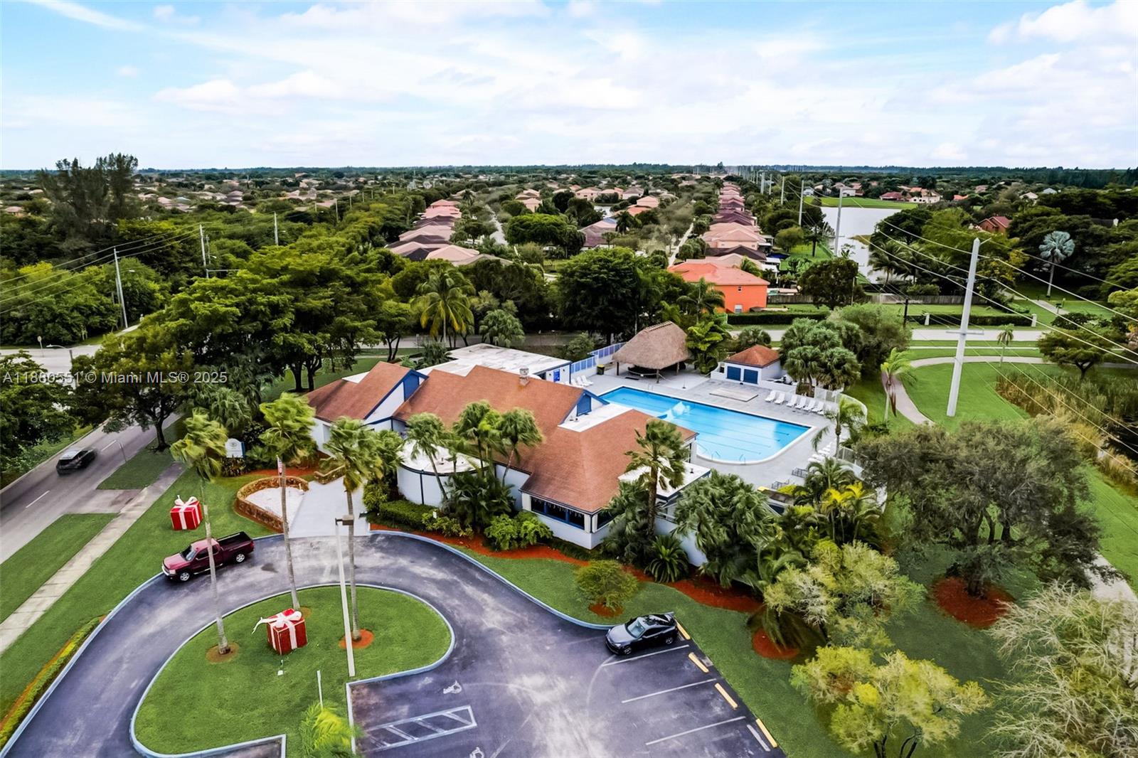 TOWNHOMES OF AUDUBON SOUT - Residential