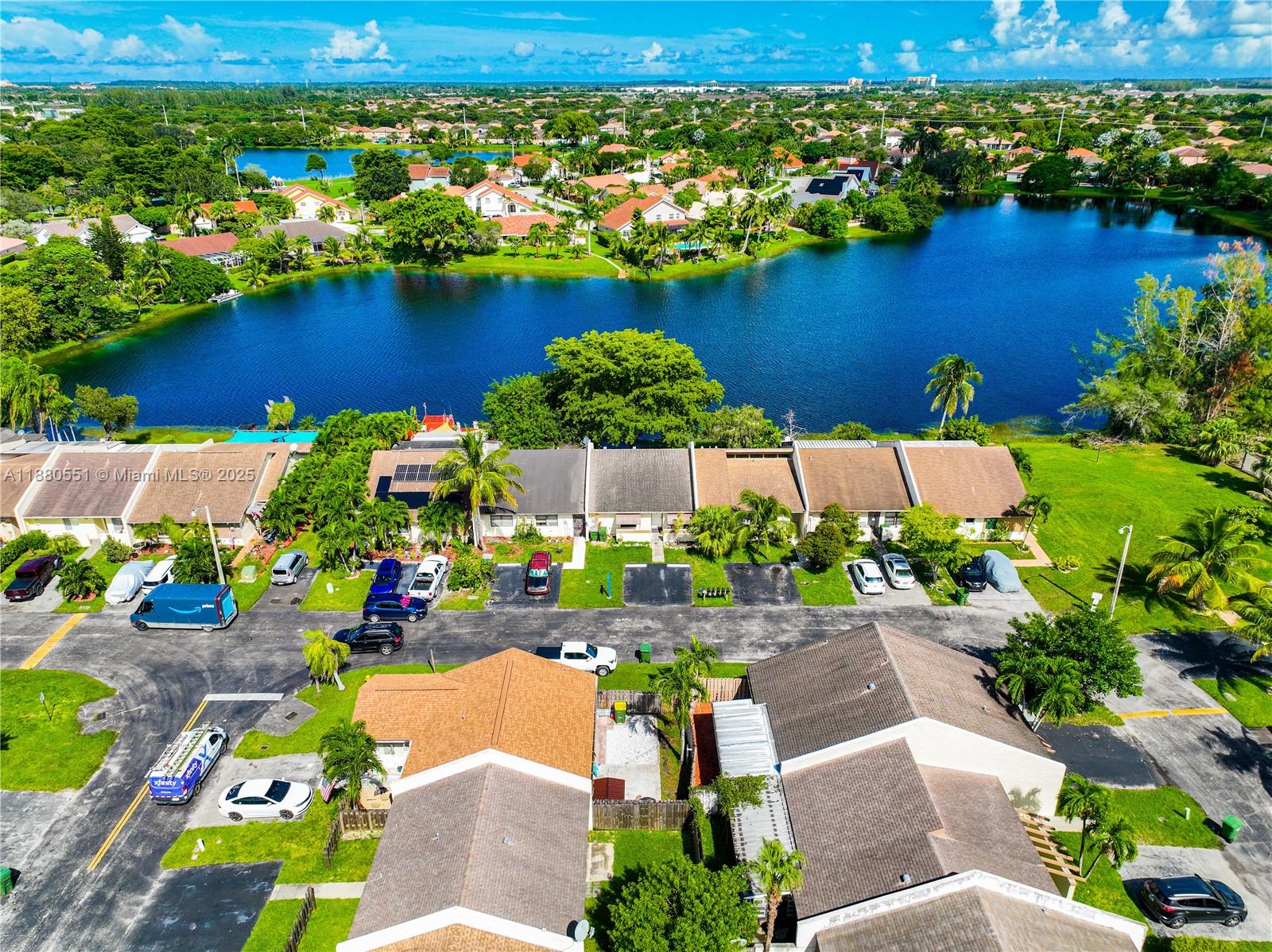 TOWNHOMES OF AUDUBON SOUT - Residential