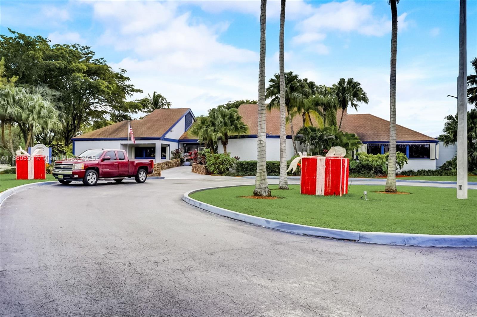 TOWNHOMES OF AUDUBON SOUT - Residential