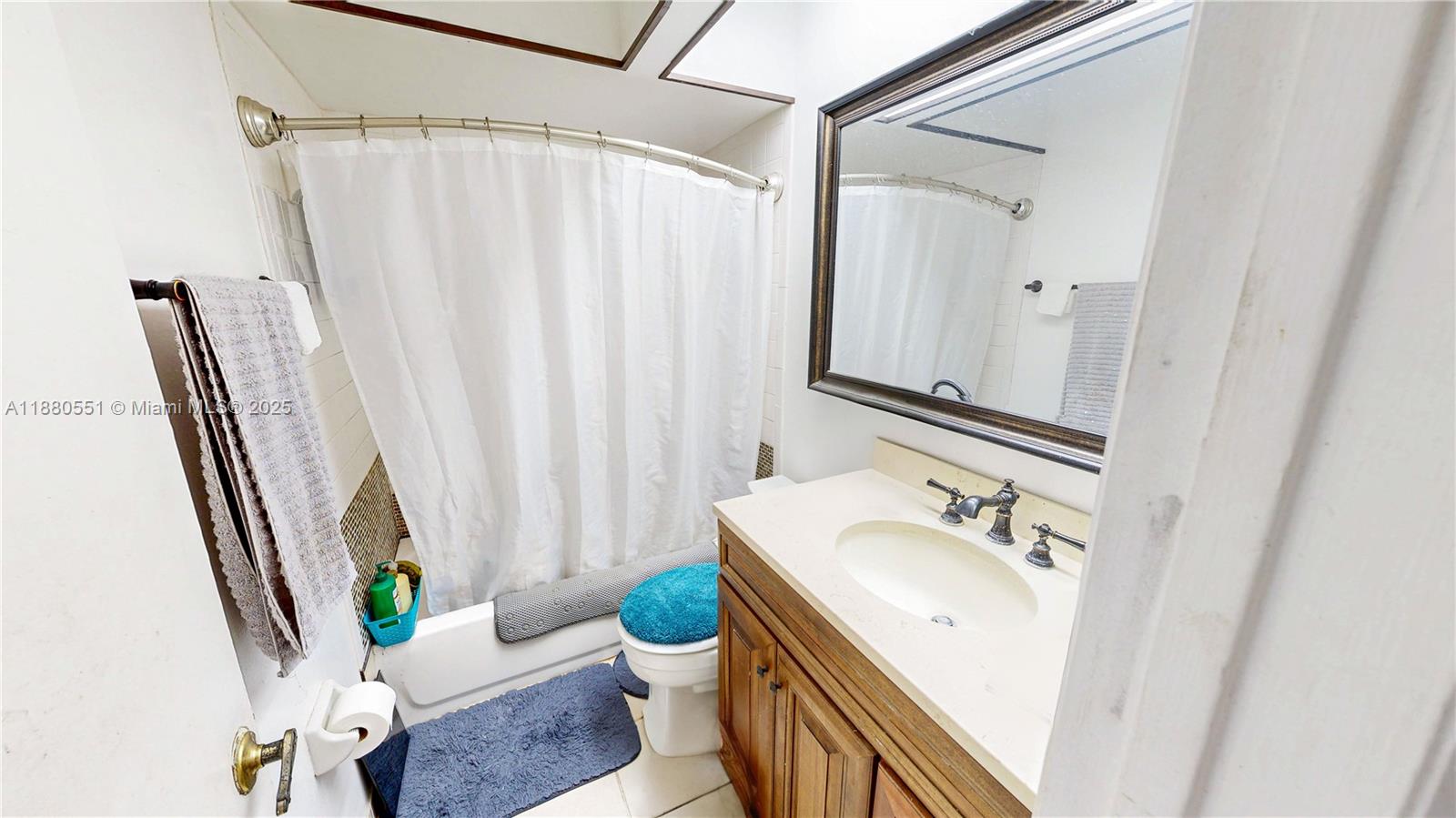 TOWNHOMES OF AUDUBON SOUT - Residential