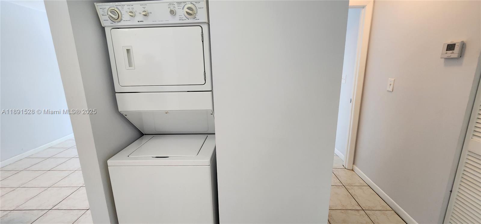 GREENTREE CONDO II - Residential Lease