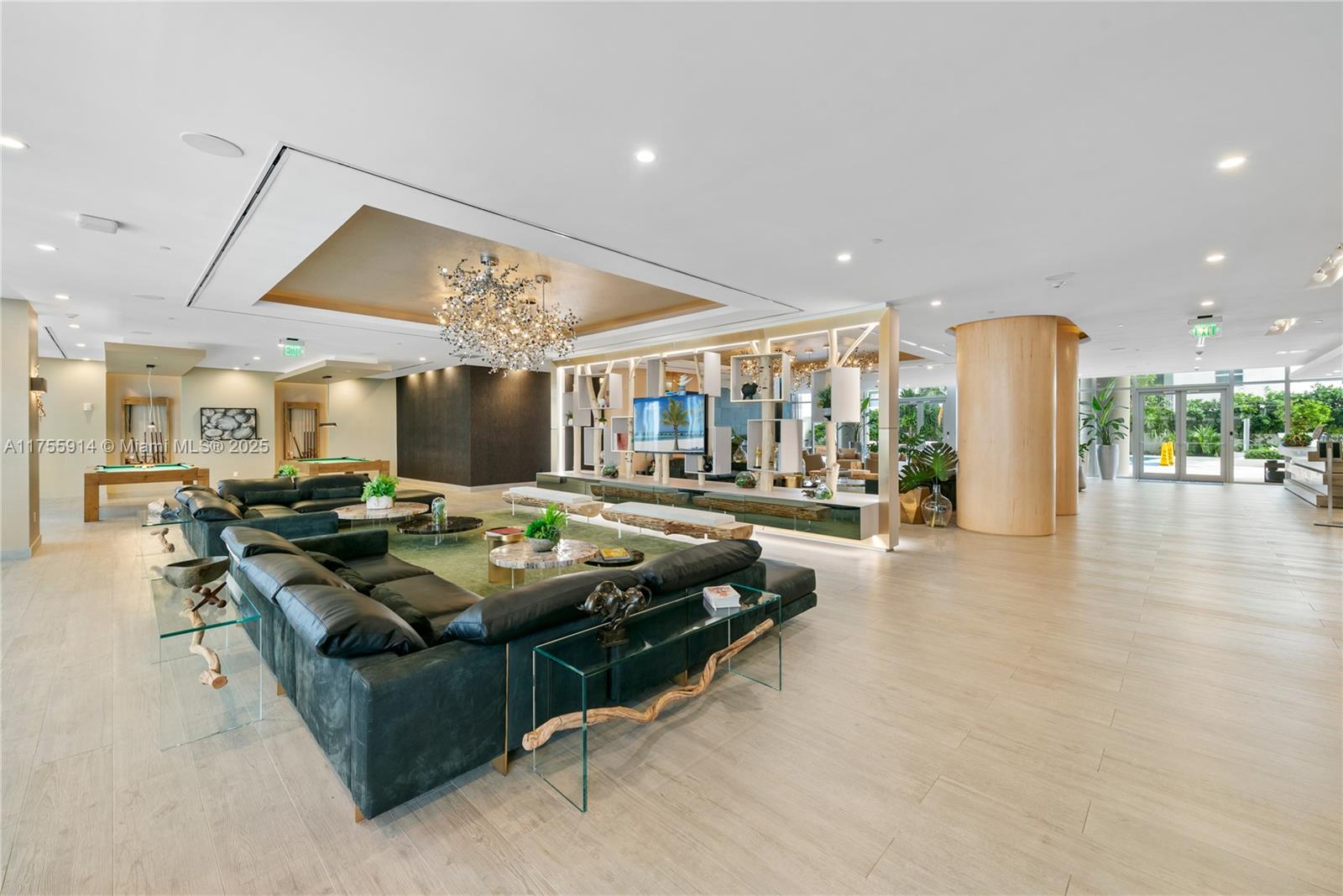 ARIA ON THE BAY CONDO - Residential