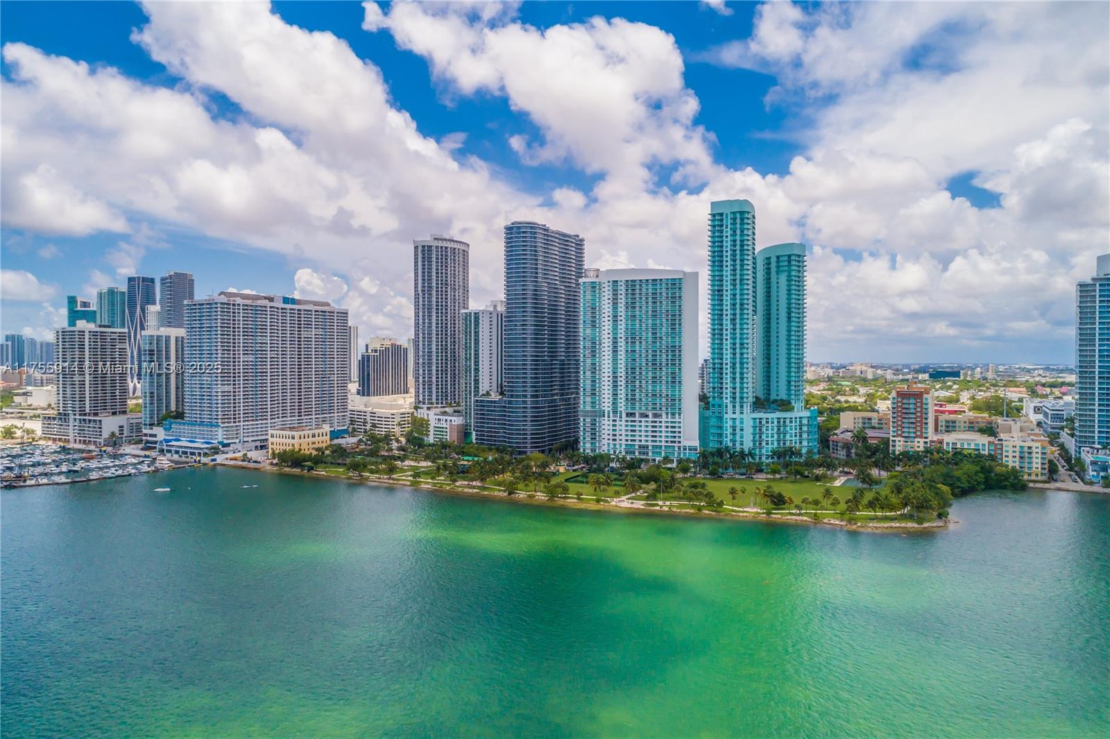 ARIA ON THE BAY CONDO - Residential