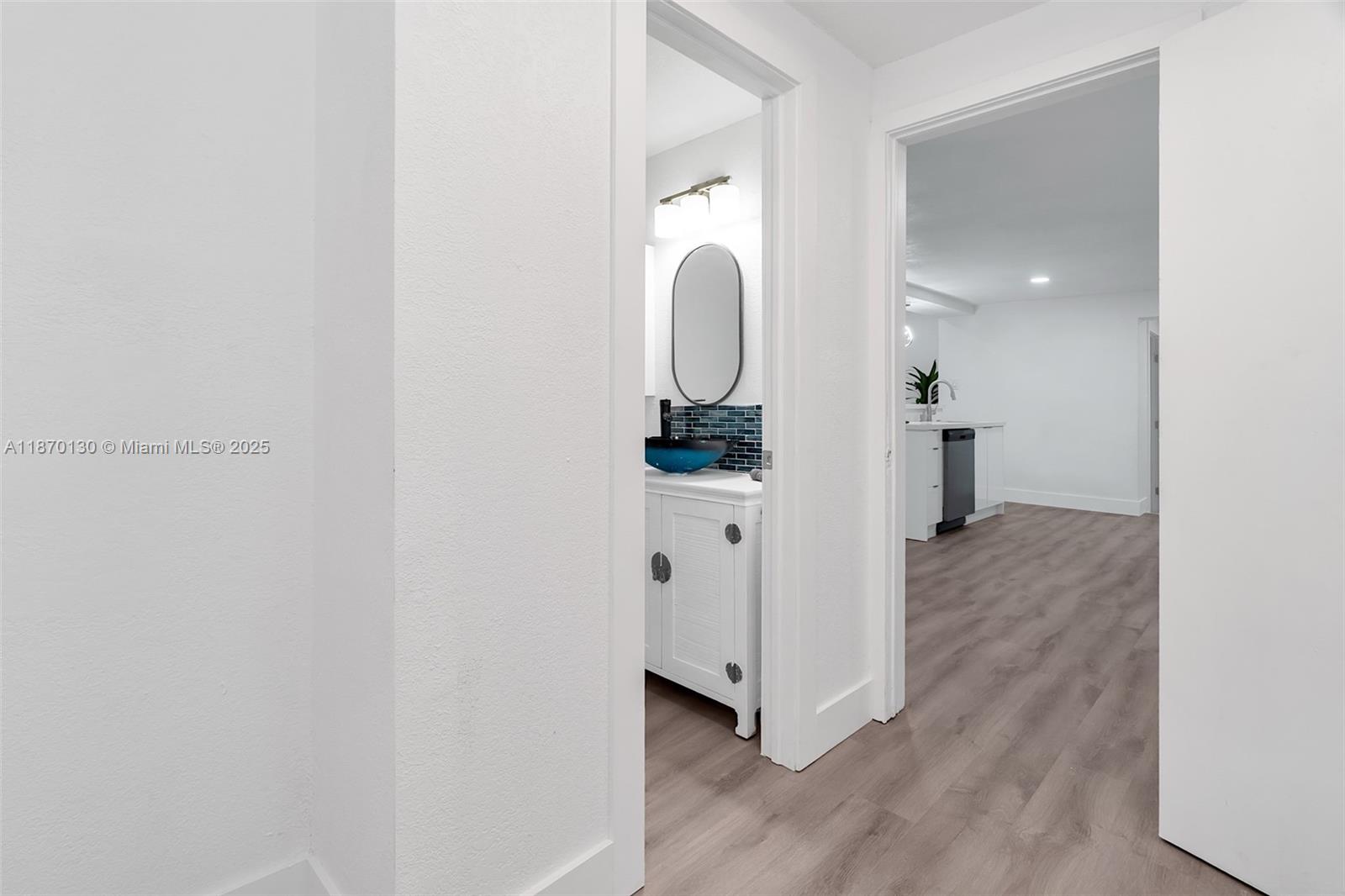 LAKE BOYNTON ESTATES 1 - Residential Lease